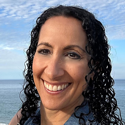 Valerie Simon
